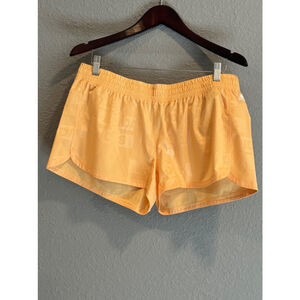 Adidas Pacer Woven Deboss Training Running Shorts Pulse Amber Sz L
